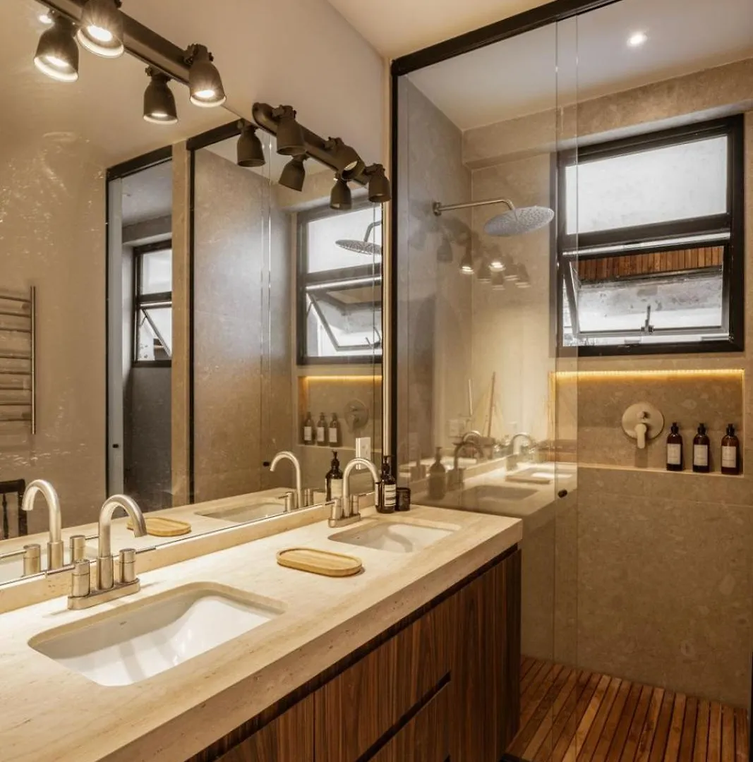 2 Suite Oasis Escape In Chaotic Sp São Paulo